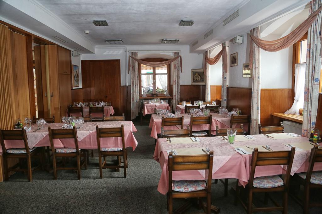 Gasthof Adler Frick Exterior foto